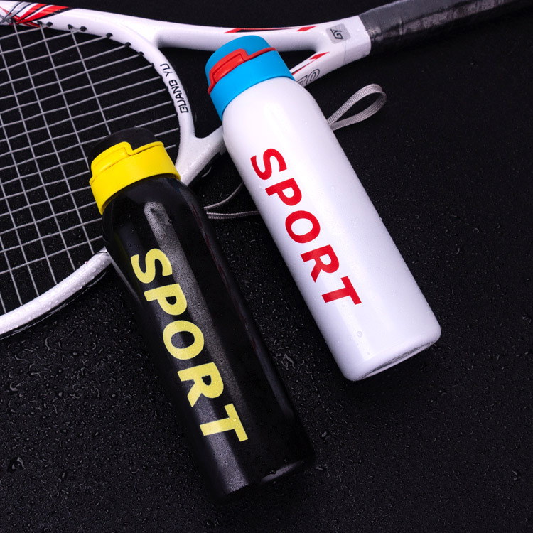 زجاجة مياه رياضية 